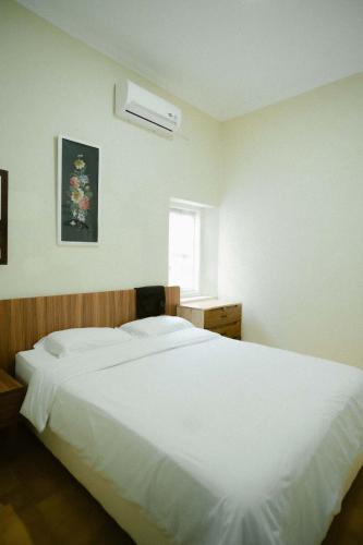Central Yogyakarta Villa | Indise House at Hamsa Putih Yogyakarta