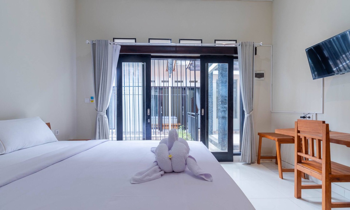 Lovina House | Josh Guest House