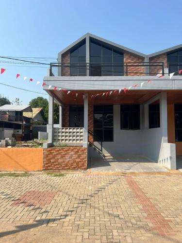 Pancawati House | Jowo Homestay