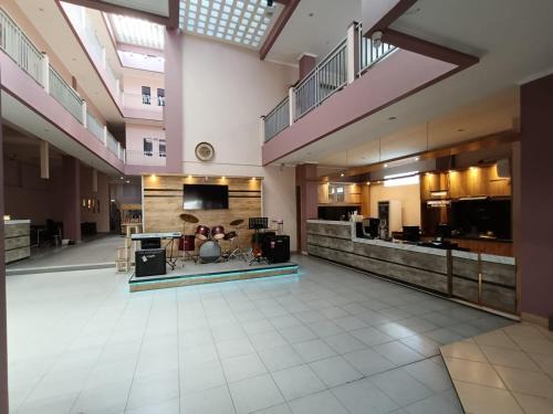 Bandung House | Karana Guesthouse Syariah Bandung & Luang Cafe