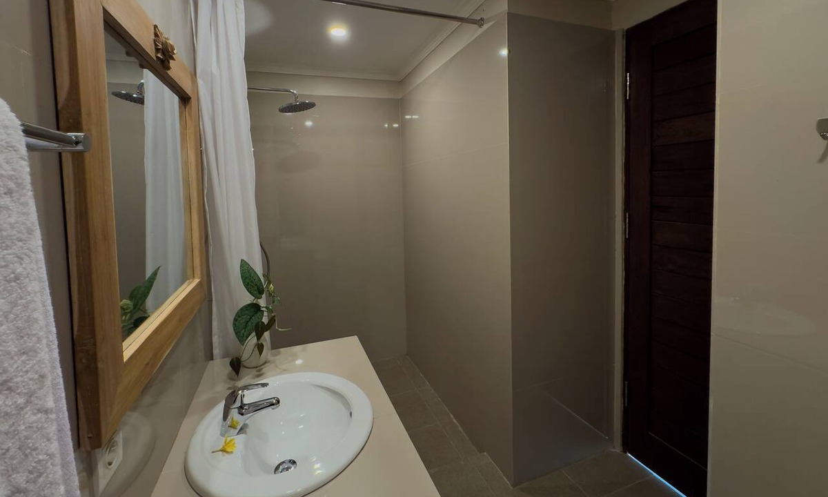 Kemenuh Hotel | Koeluma Bali