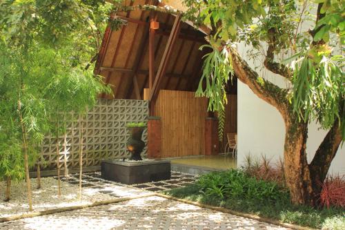 Mlati House | Komoreya Guesthouse