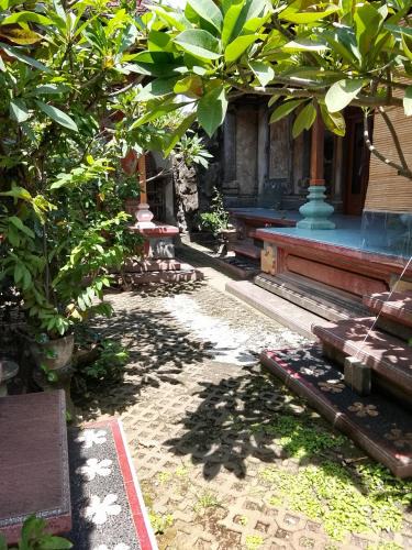 Raya Kuta House | Kuta Grace house Bali