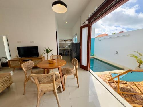 Kutuh House | Lily House 2 Cozy 2BR Pool Villa near Pandawa