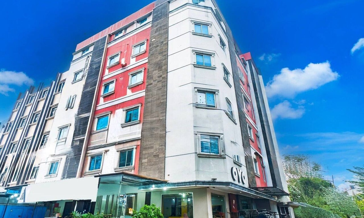 Old Jakarta House | Luxury Deluxe DBL Retreat W/Free WiFi and Parking