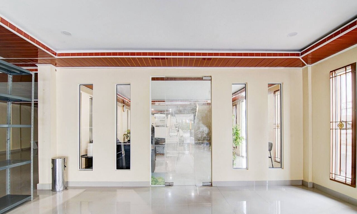 Pekanbaru House | Luxury Twin Stay with Free WiFi and Parking