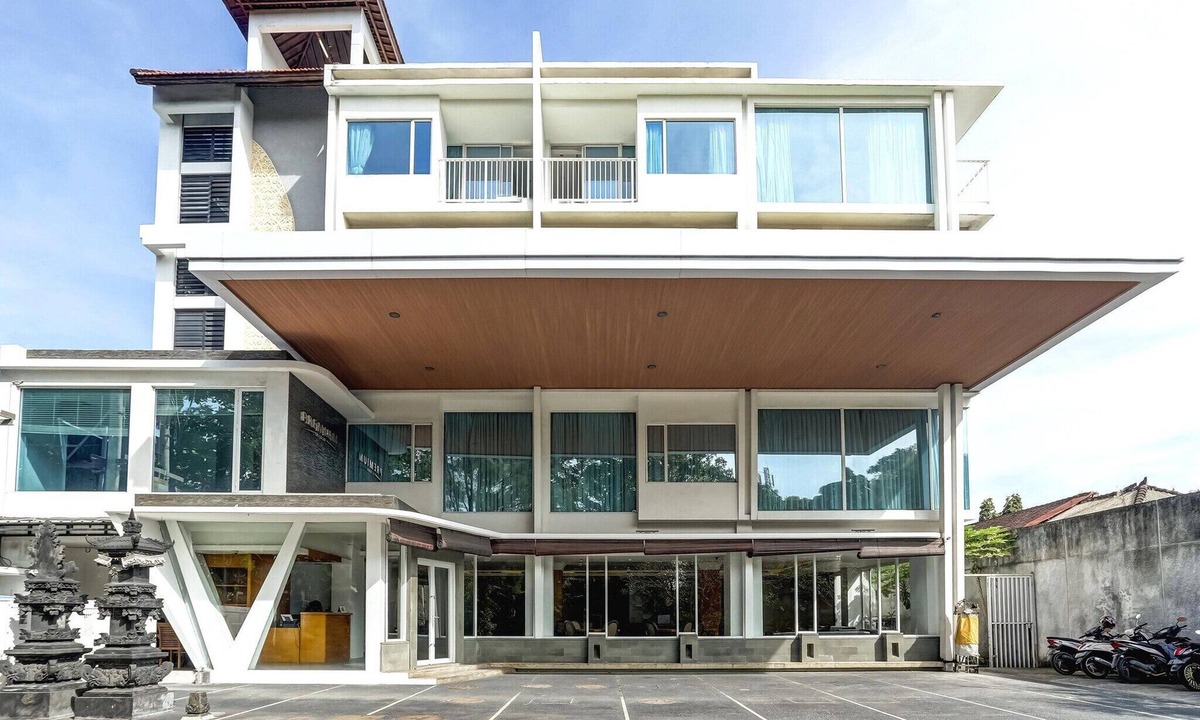 Legian City-Centre House | Luxury Twin Stay with Free WiFi and Parking