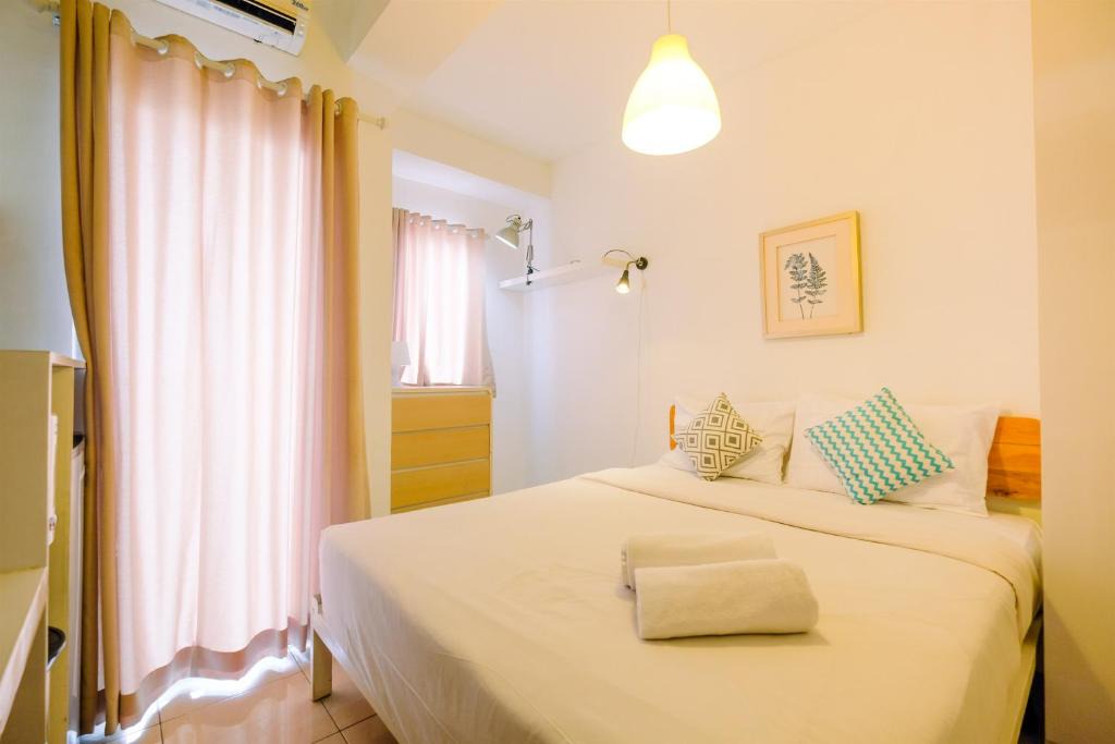 Cipulir Apartment | Minimalist Studio at Pakubuwono Terrace Apartment By Travelio