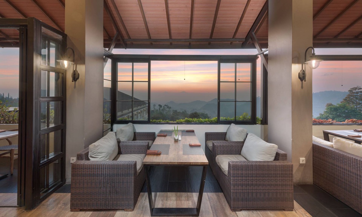 Tawangmangu Hotel | Nava Hotel Tawangmangu