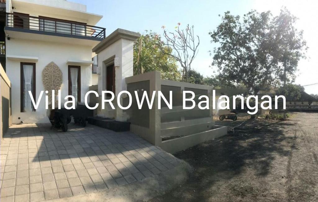 Ungasan Villa | Nearby cafe and restaurants. 5 minutes to beach.Surfer area