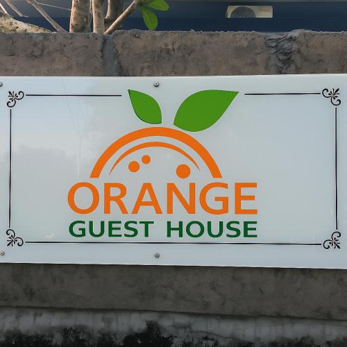 Kutuh House | Orange Guest House room