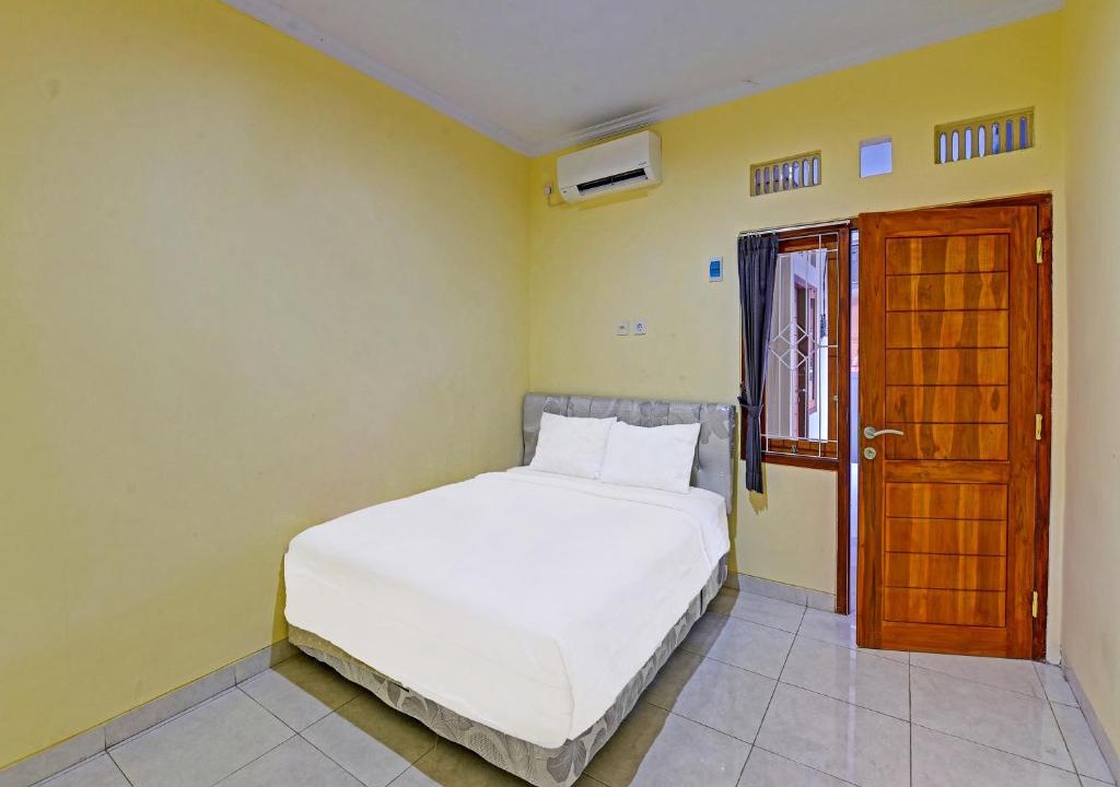 Sidakarya Hotel | OYO 90823 Casa Jupiter Shine