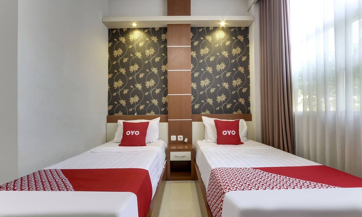 Purwodadi Hotel | OYO 90973 Hotel Karunia Pkpri Grobogan