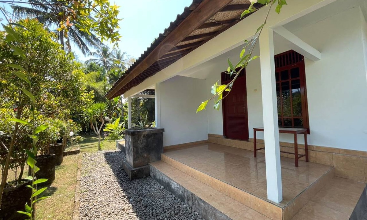 Negara Hotel | OYO 95369 Hotel Sari Mandala