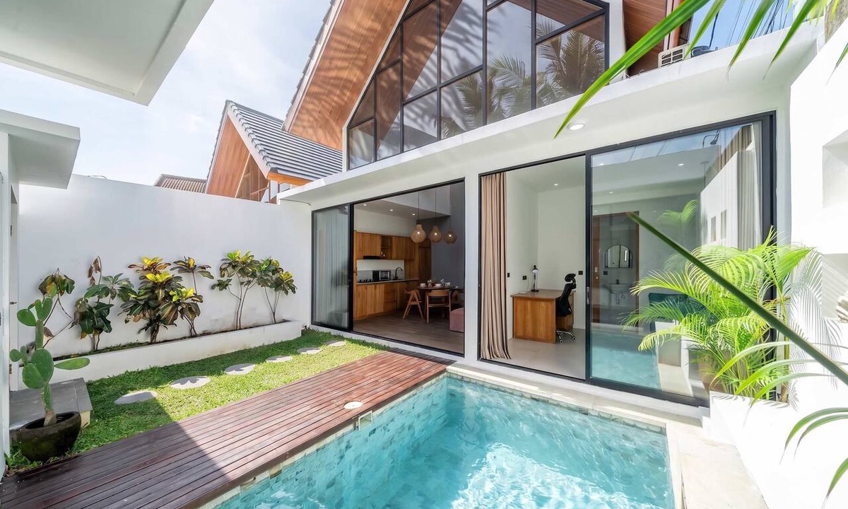 Padangsambian Klod Villa | Peaceful 1BR Retreat w Pool in Prime Seminyak
