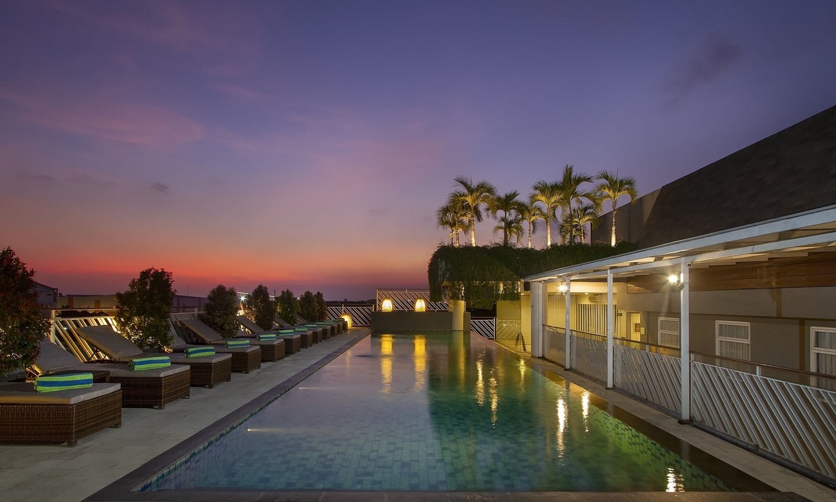 Raya Kuta Hotel | PrimeBiz Hotel Kuta