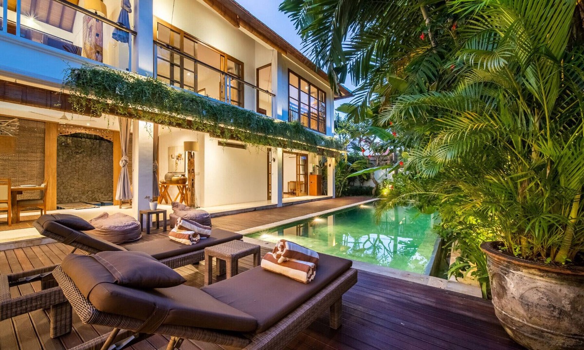 Berawa Villa | Private Pool Berawa Stay Walk to Finns