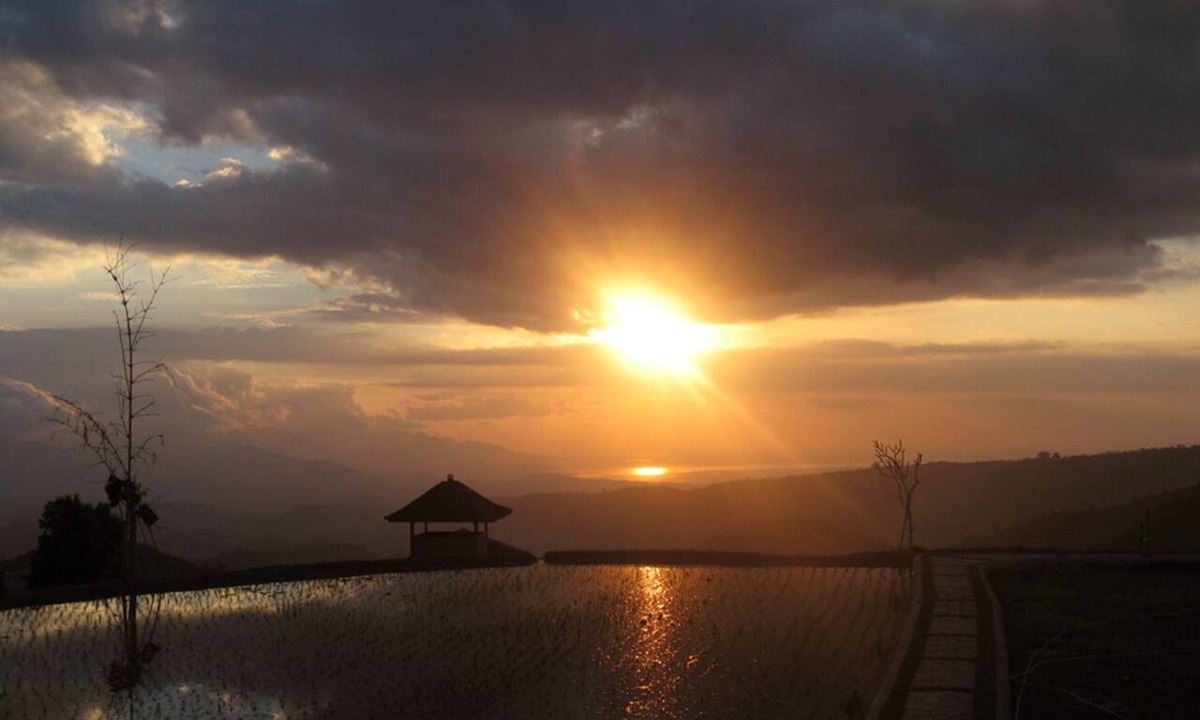 Munduk Hotel | Puri Lumbung Cottages, Restaurant & Spa