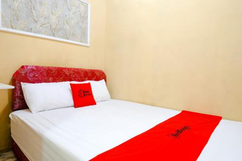 Banjarnegara House | RedDoorz near Alun Alun Banjarnegara