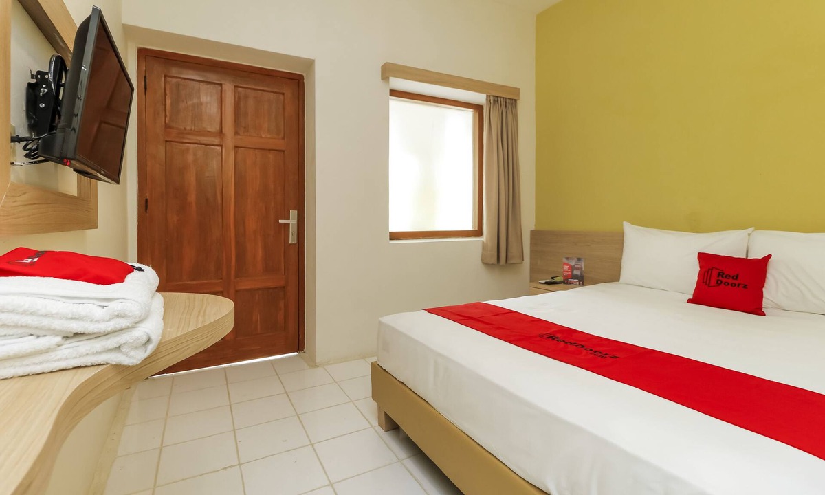 Surakarta House | RedDoorz Plus @ Slamet Riyadi