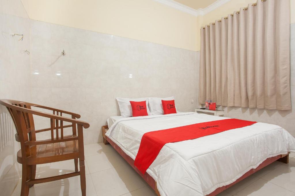 Sedati House | RedDoorz Syariah At Sedati