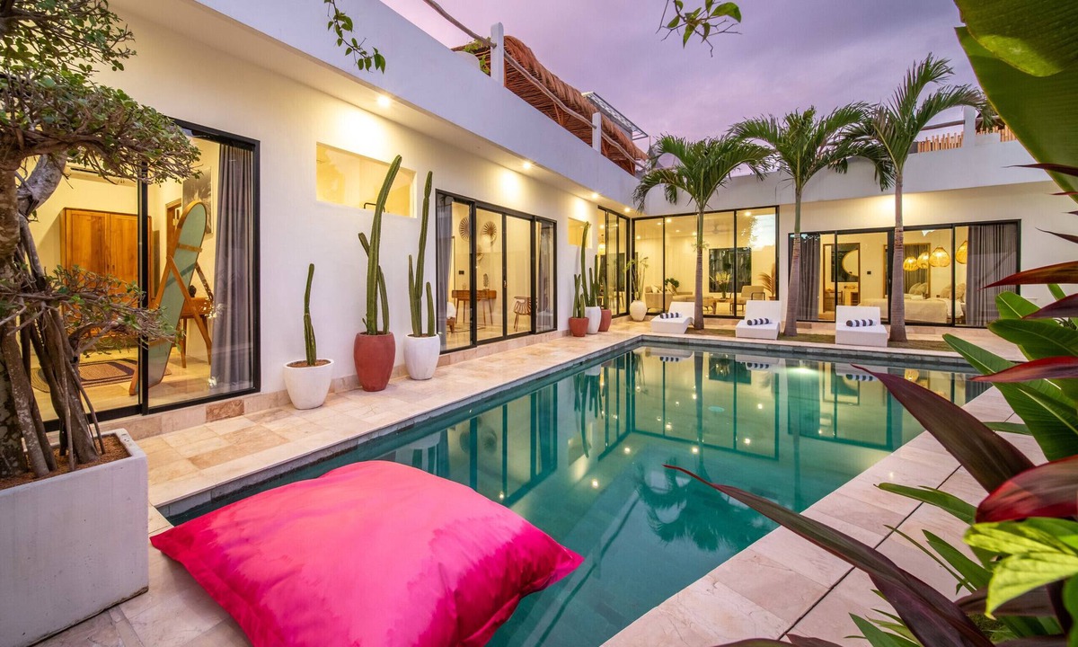 Babakan Villa | Rooftop terrace Group game room Canggu base