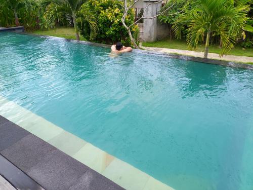 Mushroom Bay Resort | Samanta Huts