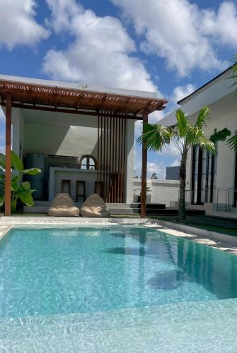 Kutuh House | Sari Hills Bali