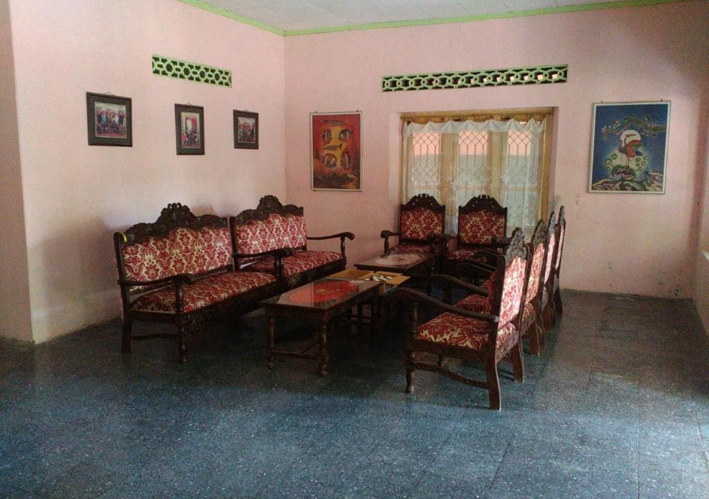 Srimulyo House | Setro Kariyo Homestay