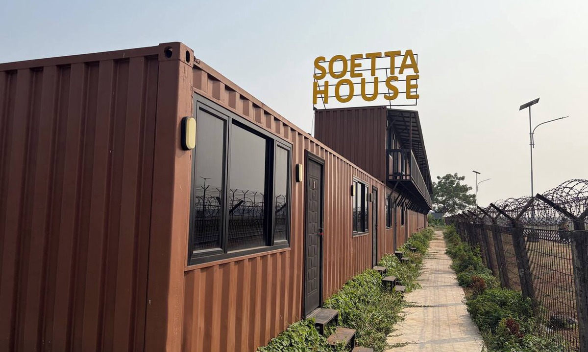 Tangerang House | Soetta House