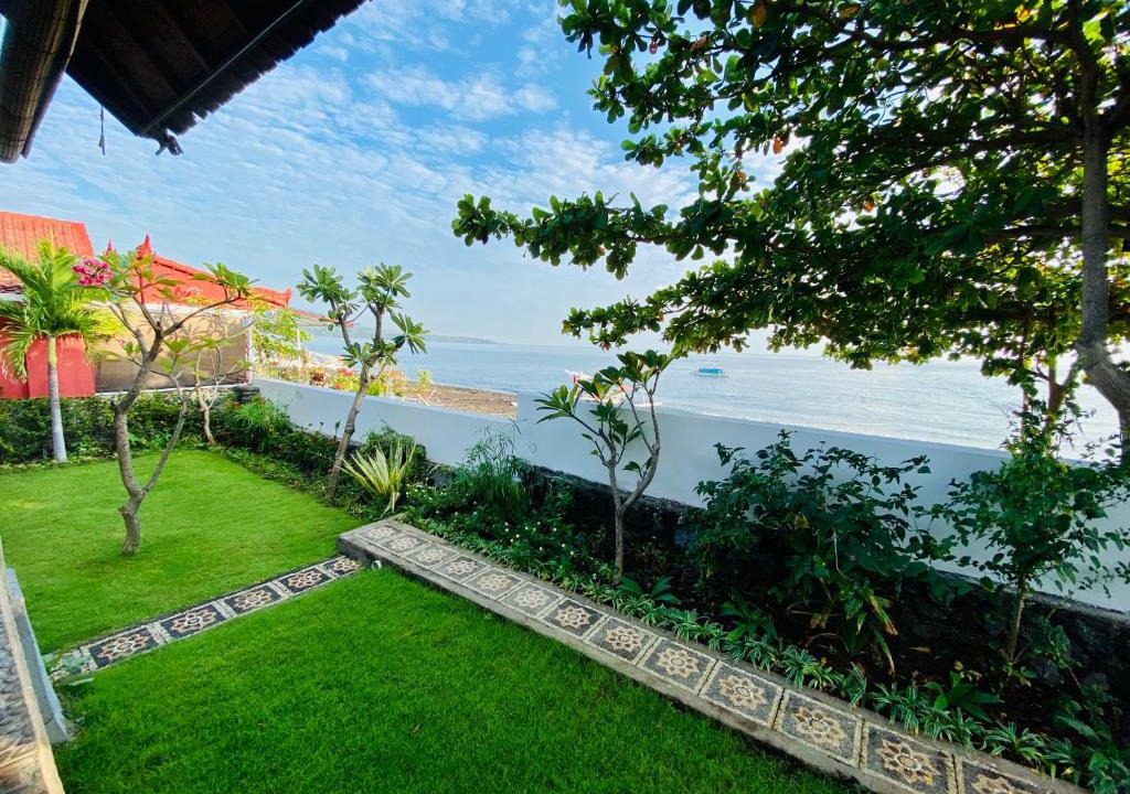 Purwakerti House | Solaluna Beach Homestay