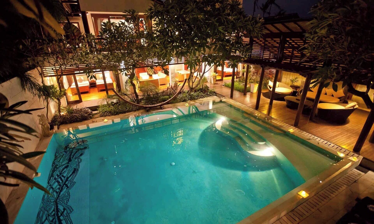 Sanur Kauh Villa | Spacious 6-bedroom villa near Mertasari Beach