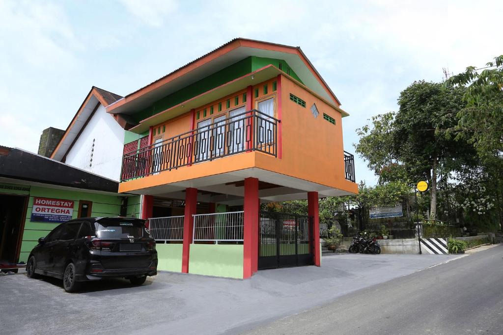 Wonosobo Hotel | SPOT ON 2514 Homestay Ortegha