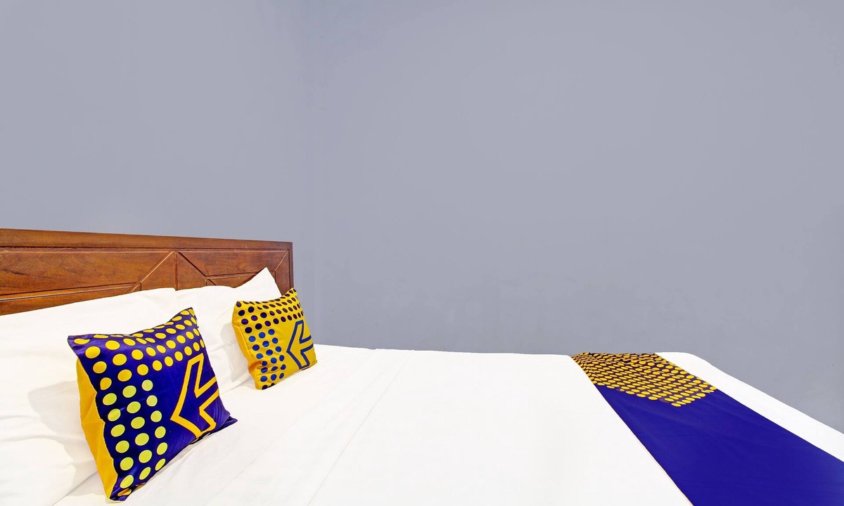 Blora Hotel | SPOT ON 91356 Hotel Mustika 2 SyariahNearAlun-Alun Blora