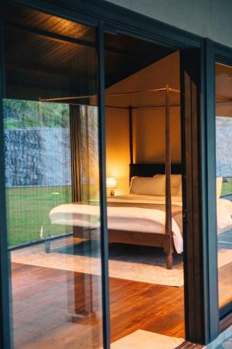 Cisarua Villa | Spring River Cisarua