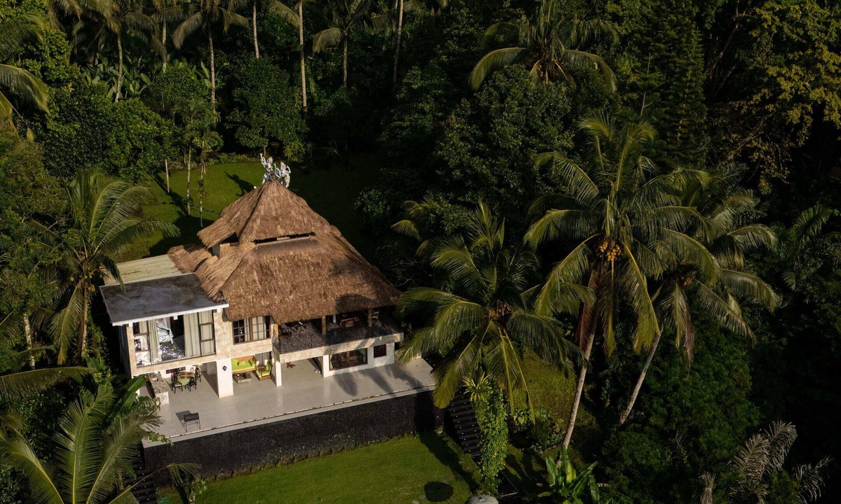 Payangan Villa | Stylish 2BR Ubud Villa – Pool & Lush Jungle Views