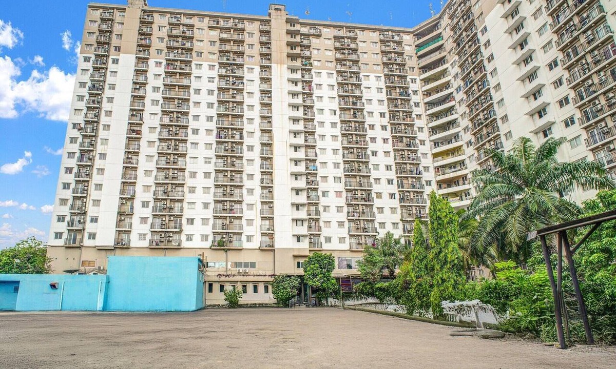 Bekasi House | Stylish DBL Retreat W/Free WiFi Parking and Pool
