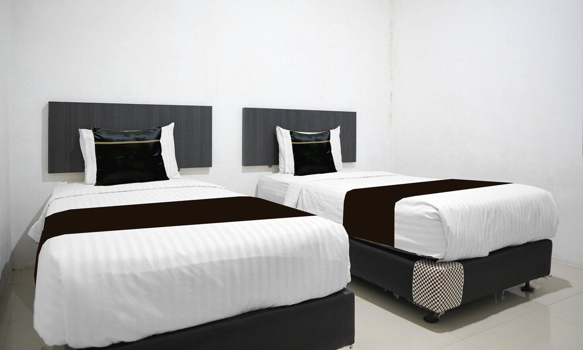 Padang House | Stylish Twin Suite Escape W/Free WiFi and Parking