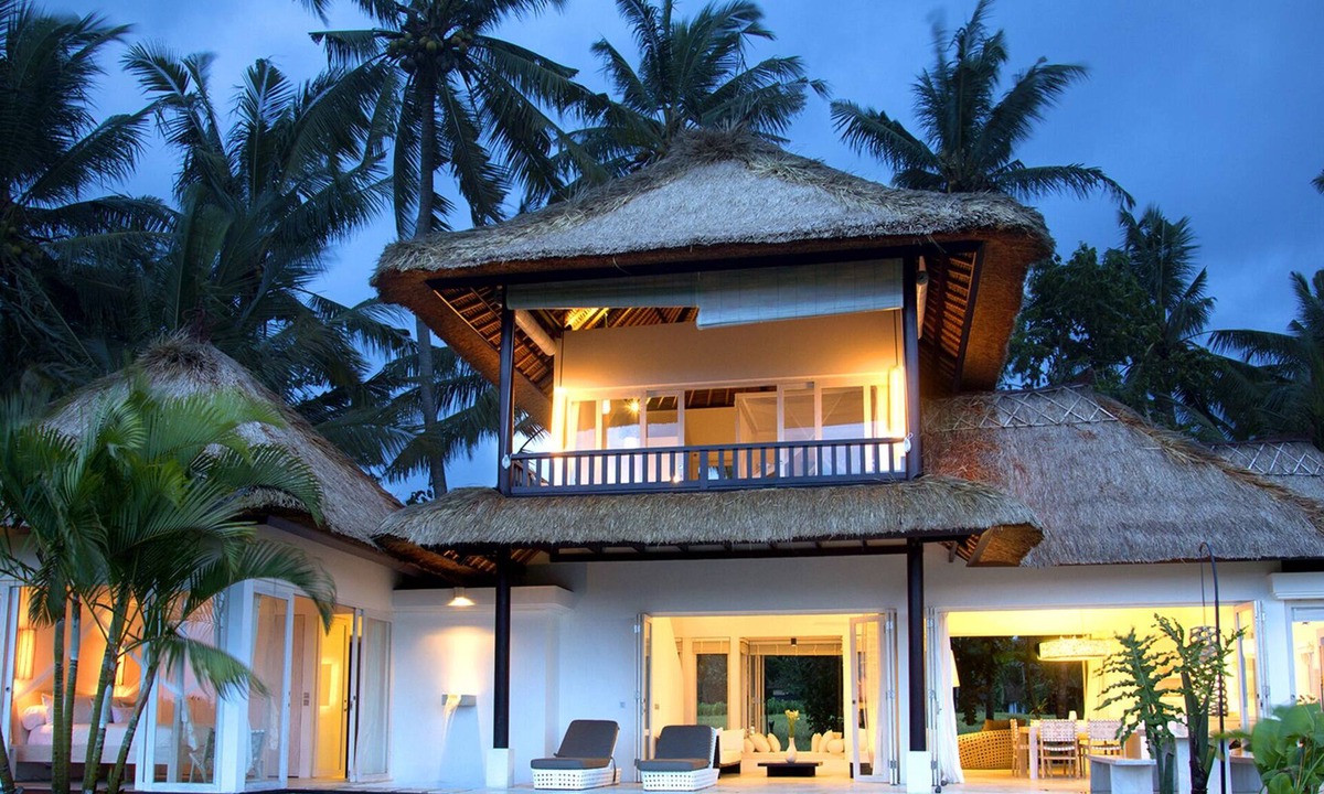 Lodtunduh Villa | “Summer Moon, Ricefield Sunset front Private Pool”