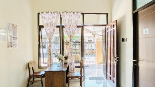 Siwalankerto House | Surabaya Homey Siwalankerto Syariah