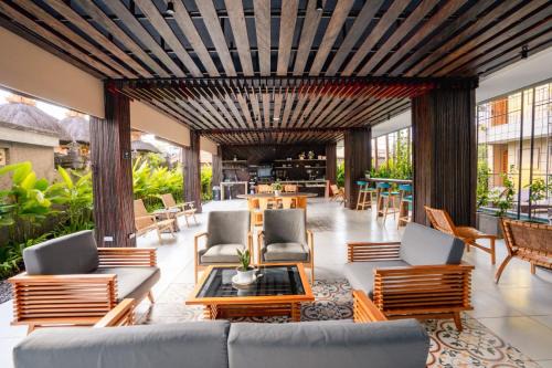 Sunset Road Hotel | Tanaga CoLiving
