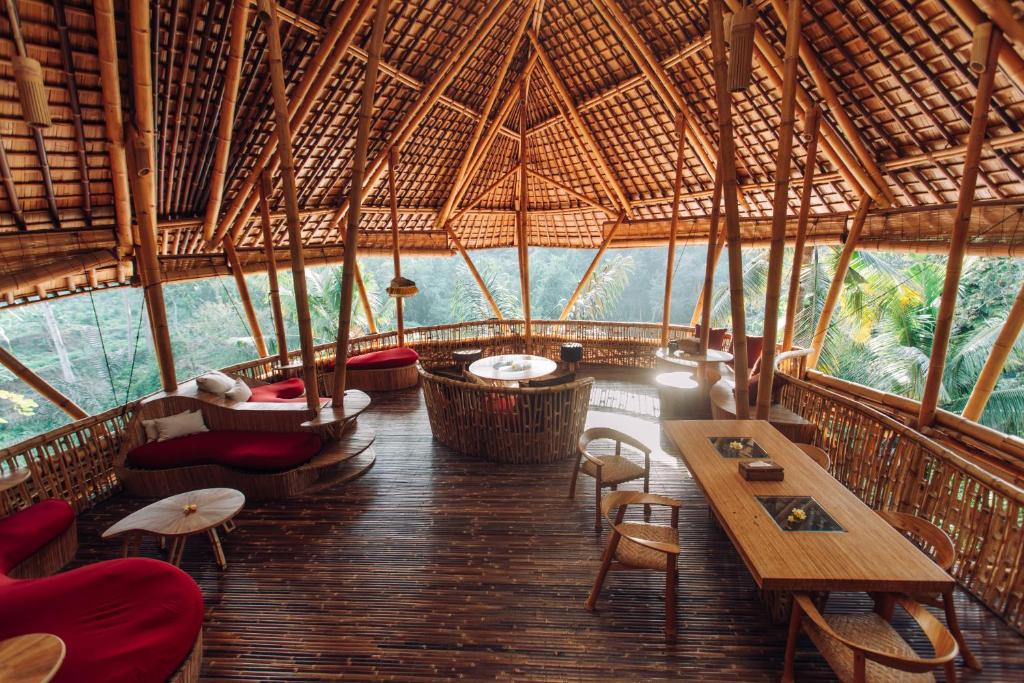 Abiansemal Villa | Temple House 3bds Eco Bamboo House Pool River View