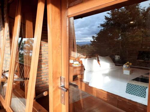 Balige House | The Boat Homestay and Spa
