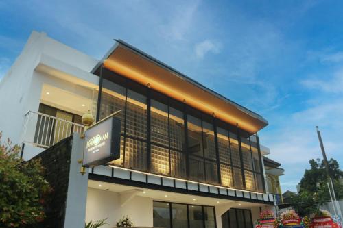 Banjarsari Hotel | The Hanoman Serenity House Manahan by Sajiwa