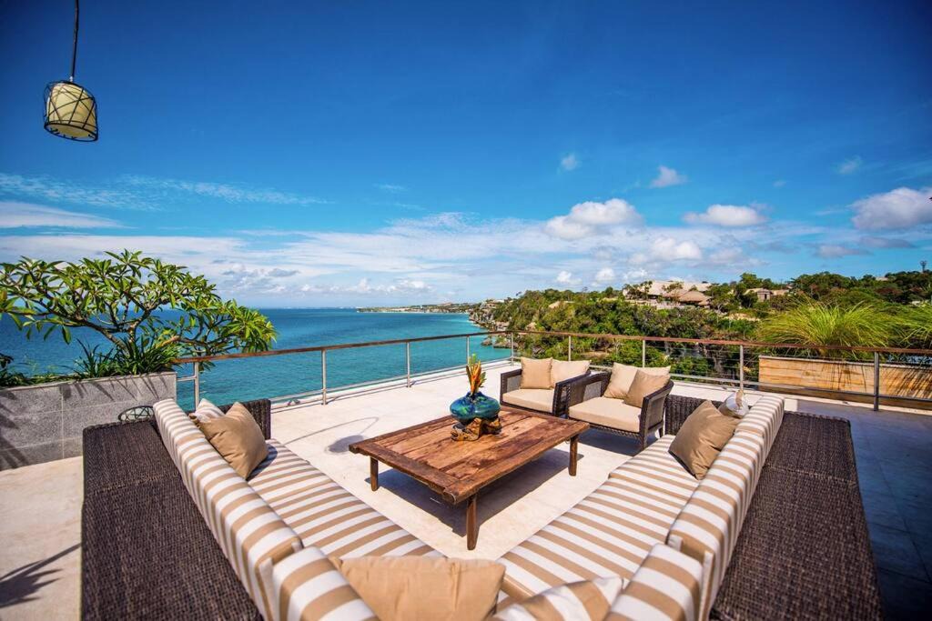 Uluwatu Villa | The Luxe Bali - Luxury 4 Bedroom Cliff Ocean Edge Villa Uluwatu