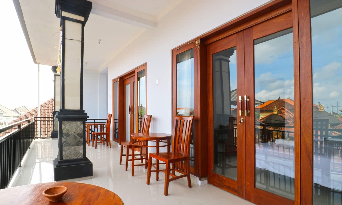Batu Bolong House | The Wina Echo Beach Guesthouse