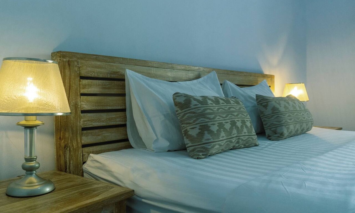 Batu Bolong Hotel | The Wina Guesthouse 2