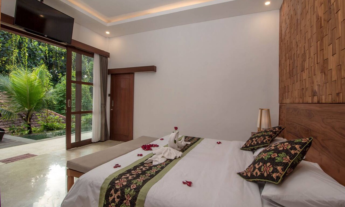 Kutuh Kaja Hotel | Tirta Arum