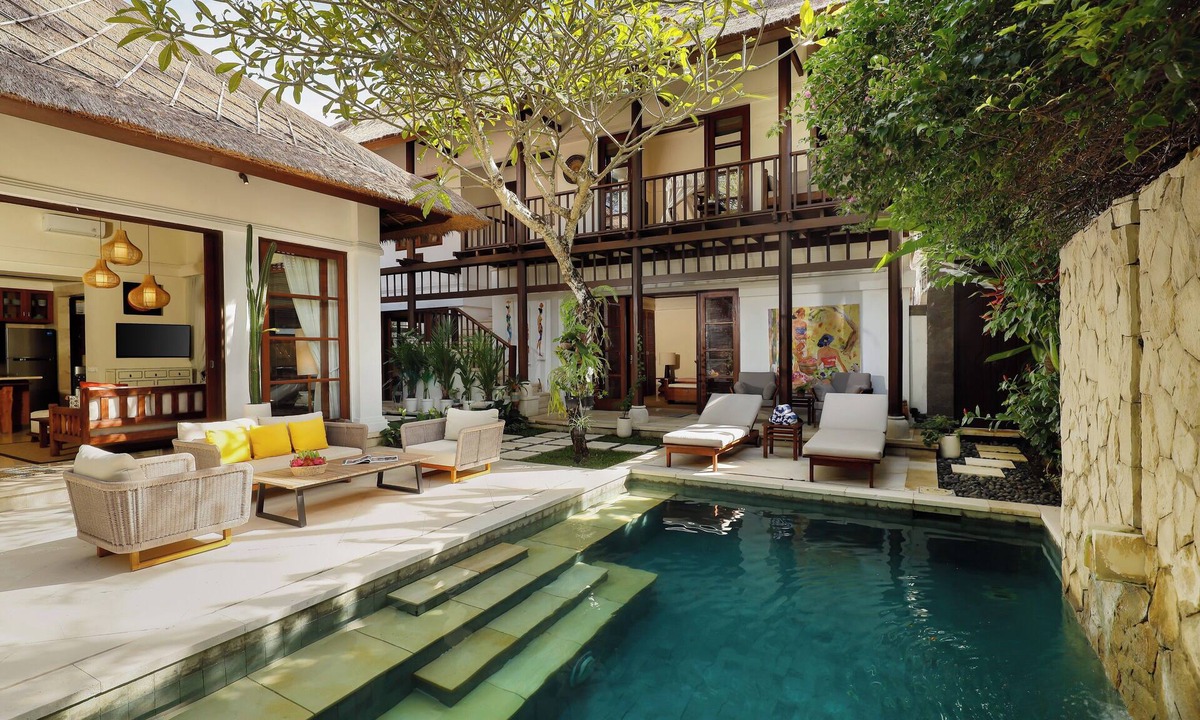 Jimbaran Bay Villa | Tranquil Family Retreat 3BR Pool Villa Near Beach