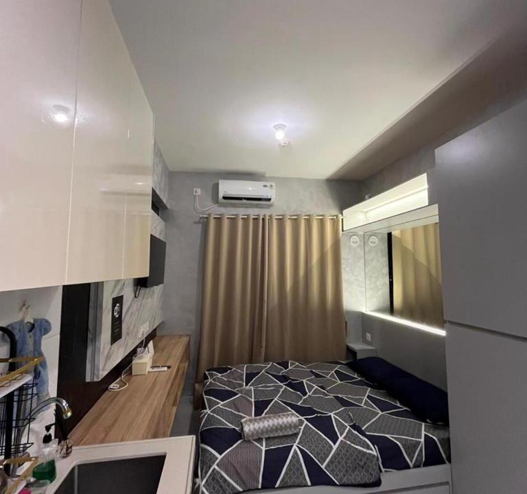 Serpong Apartment | Treepark BSD by Kakarama Room